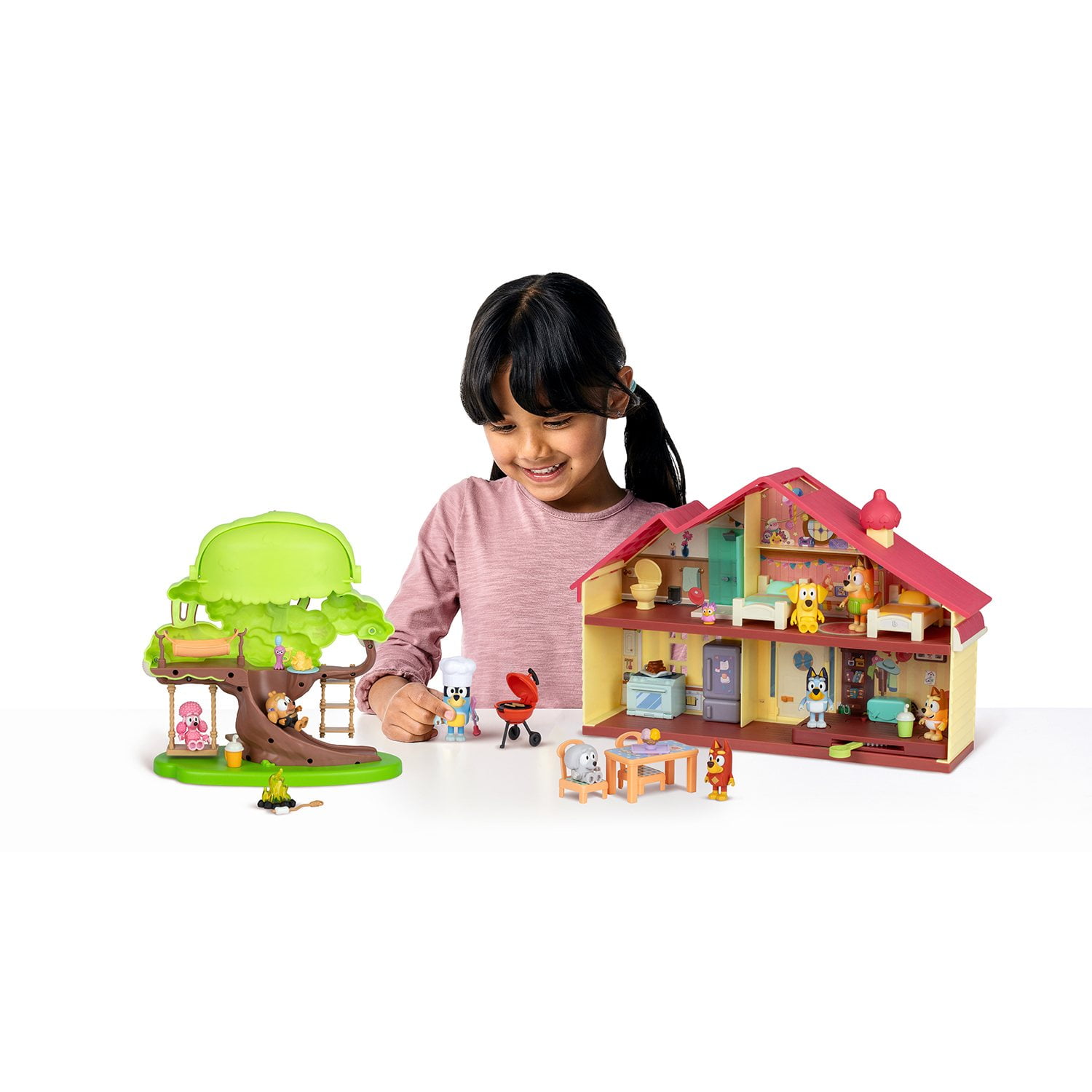 Bluey's Family Barbecue Home Mega Playset - Image 4