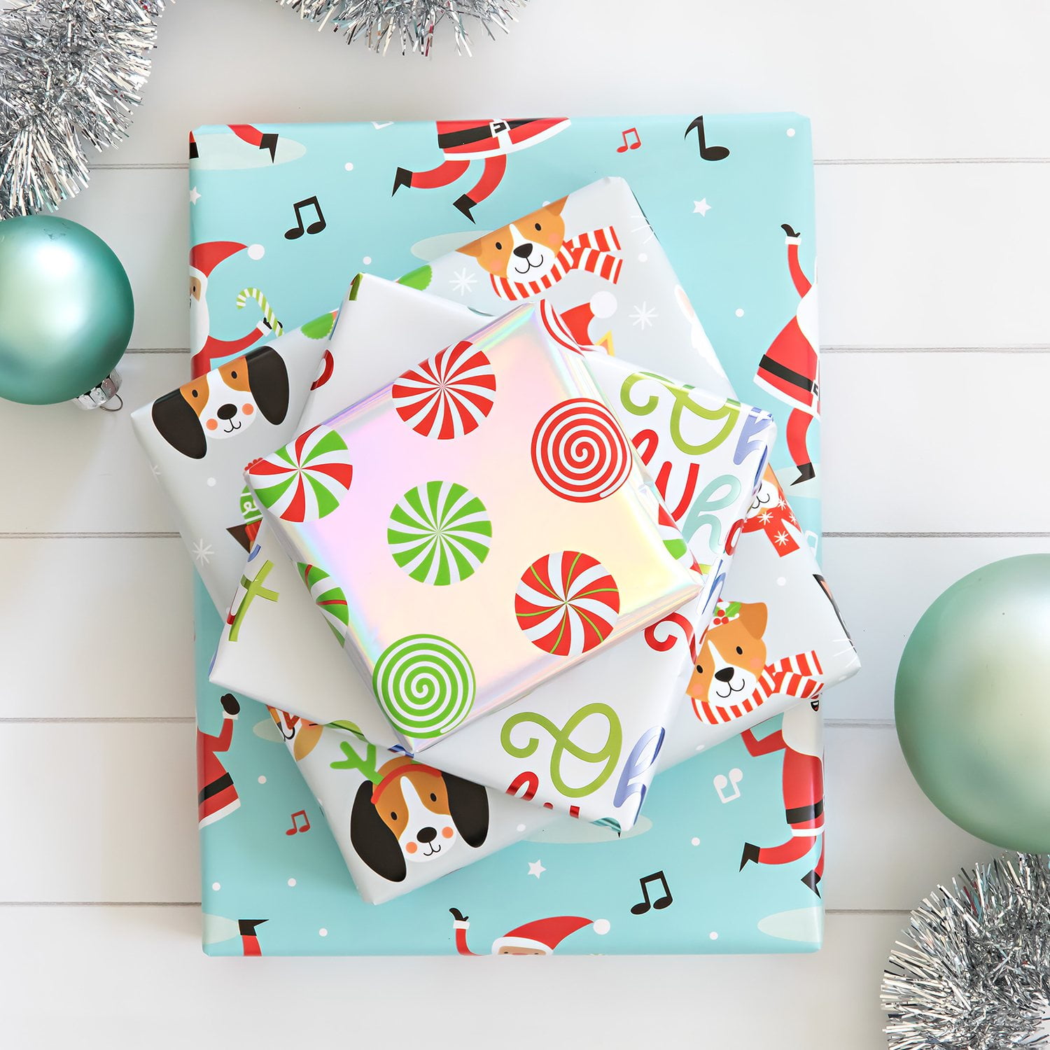 Member's Mark Holiday Multi-Roll Wrapping Paper, 4 pk. - Image 2