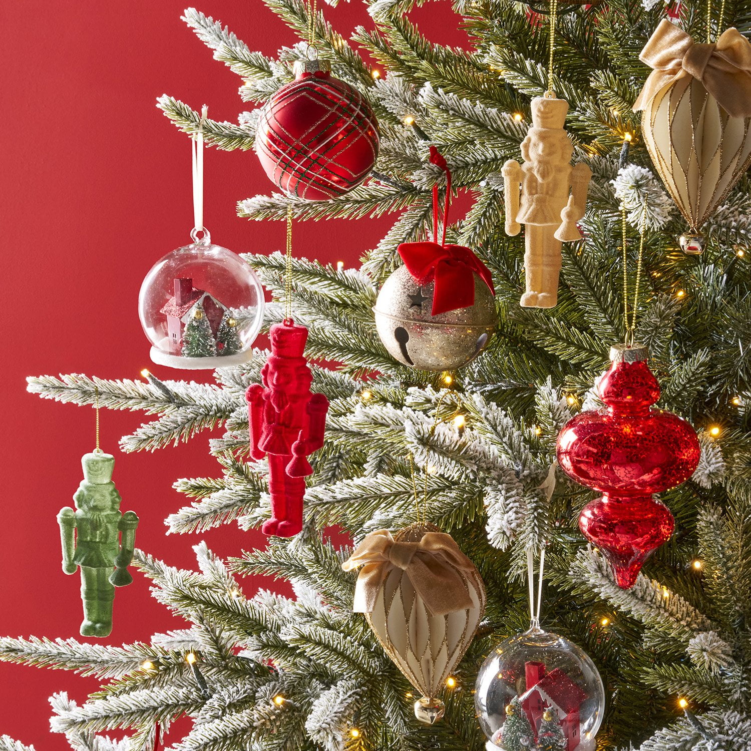 Member's Mark Keepsake Ornament Collection, 18 pcs.