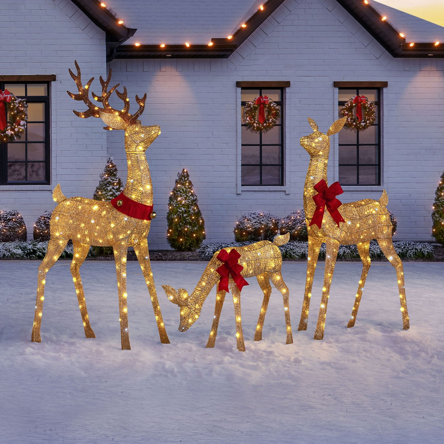 Member's Mark Pre-Lit Animated Deer Family, Set of 3
