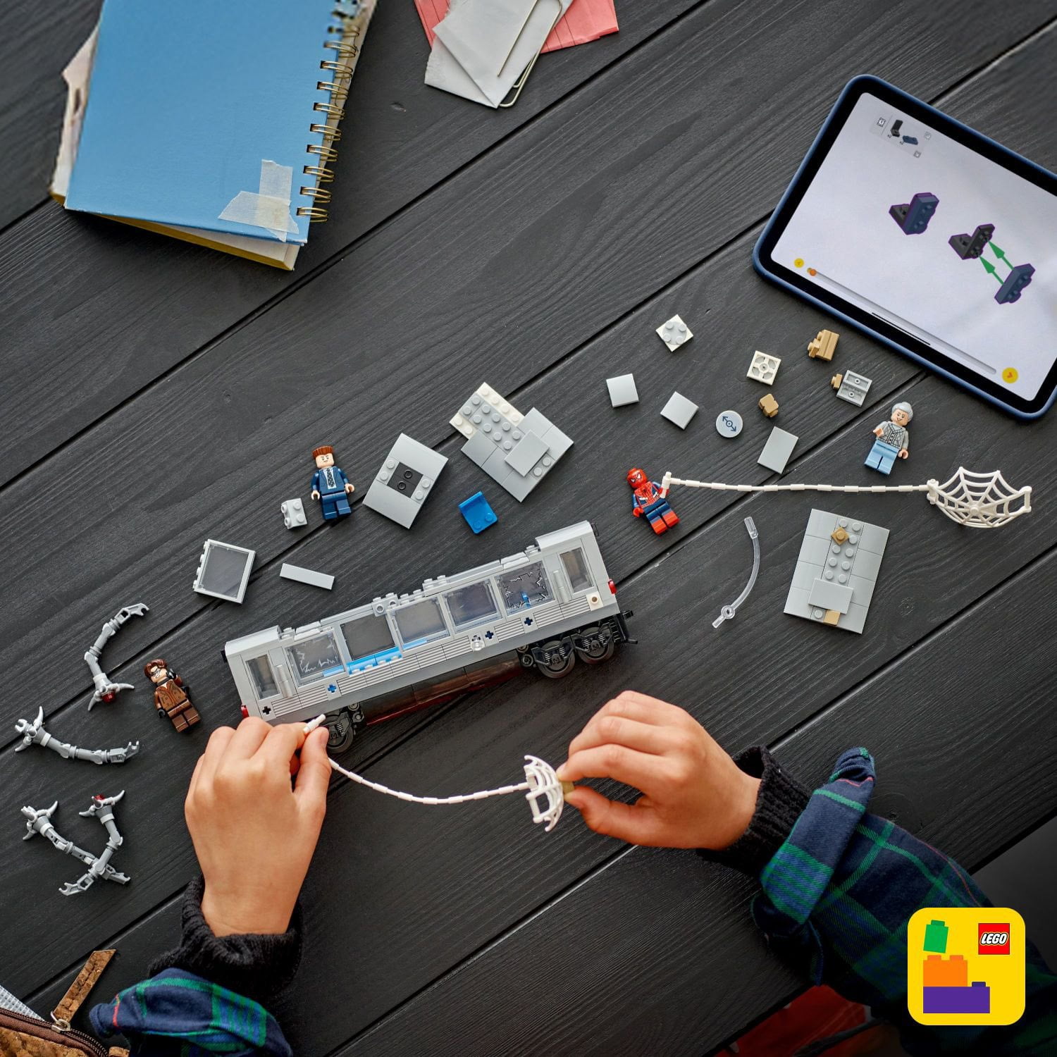 LEGO Marvel Spider-Man vs. Doc Ock Subway Train Scene Building Set, 393 pc. - Image 7