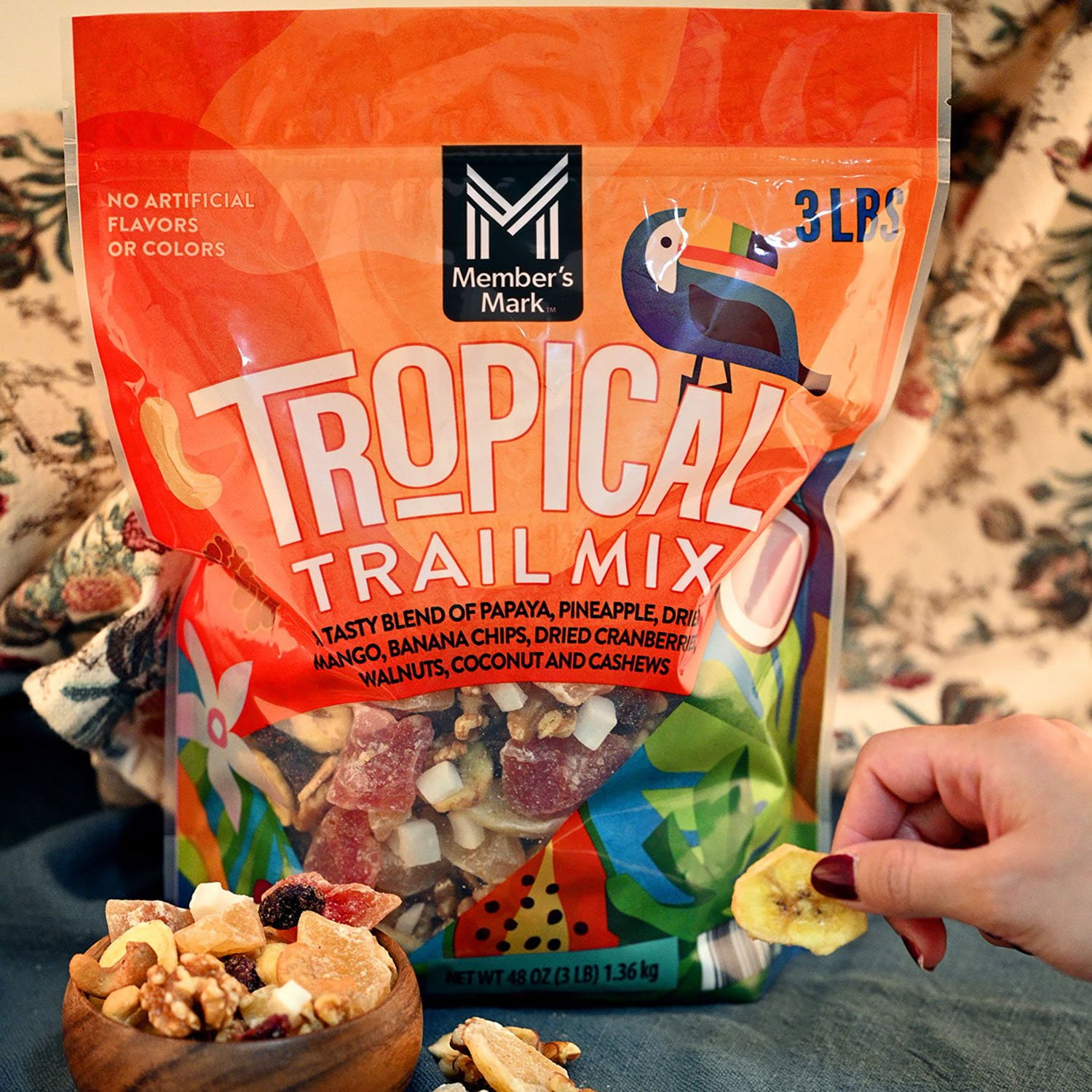 Member's Mark Tropical Trail Mix, 48 oz. - Image 4
