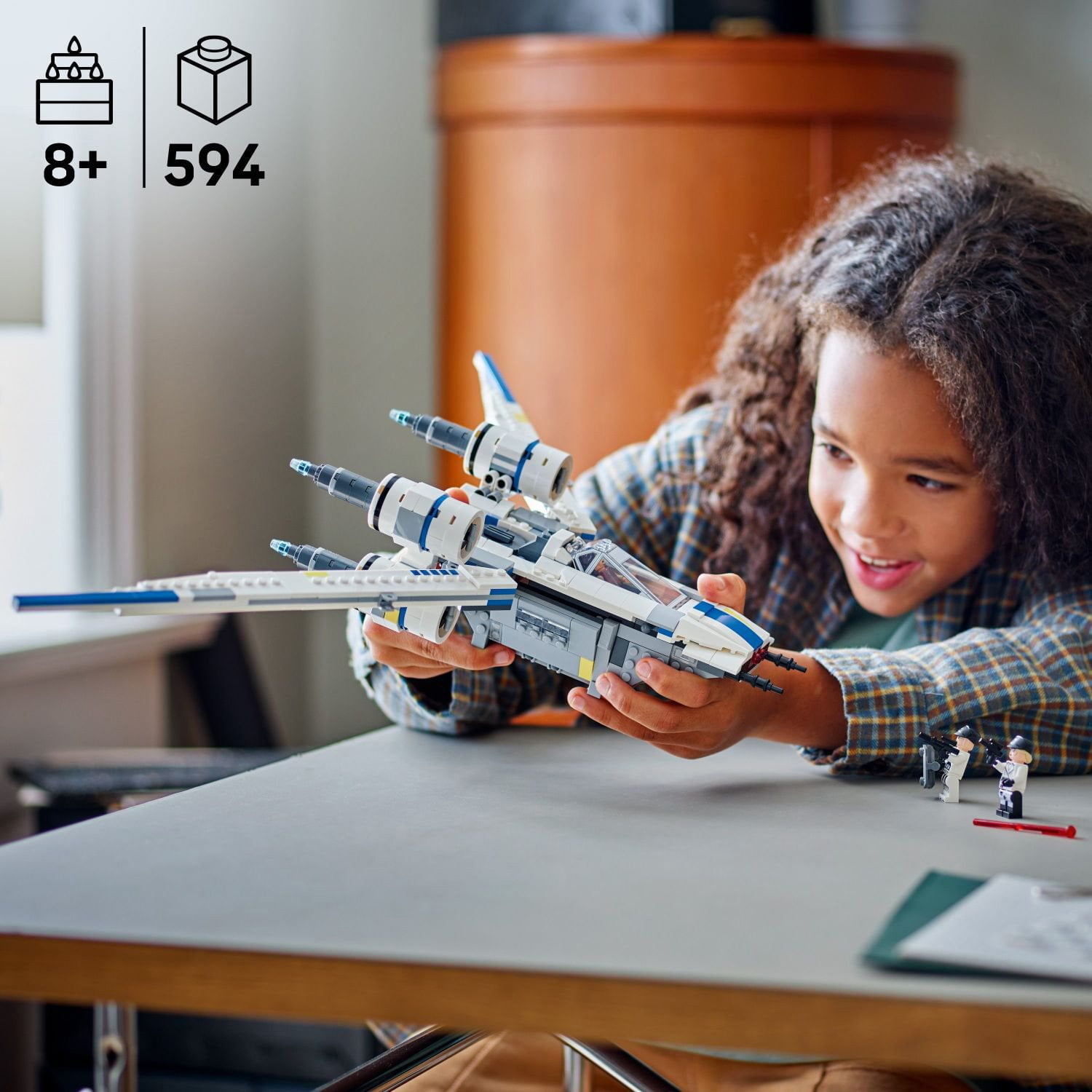 LEGO Star Wars Rebel U-Wing Starfighter Building Set, 594 pc. - Image 2