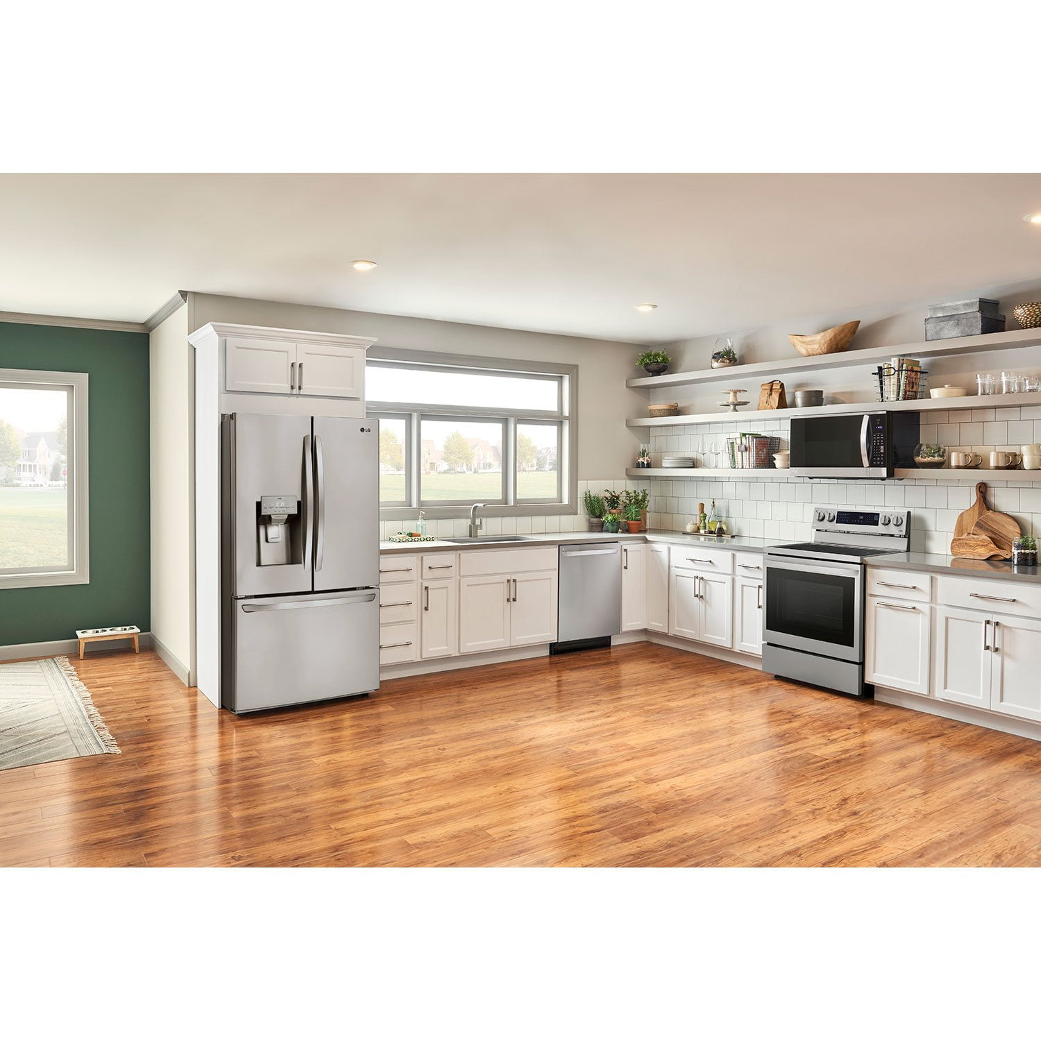 LG 1.8 cu. ft. Over-the-Range Microwave - Image 11