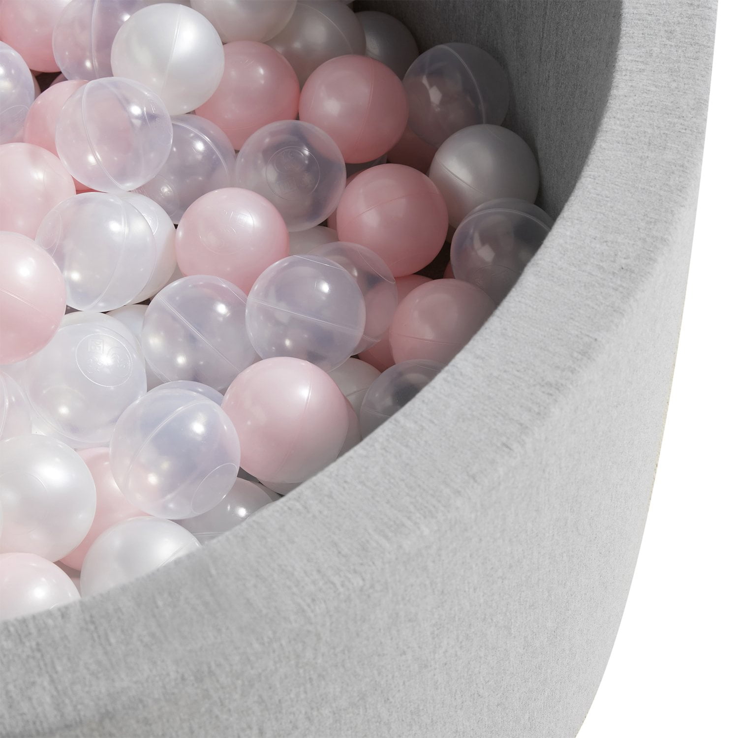 Member's Mark Foam Ball Pit - Image 4