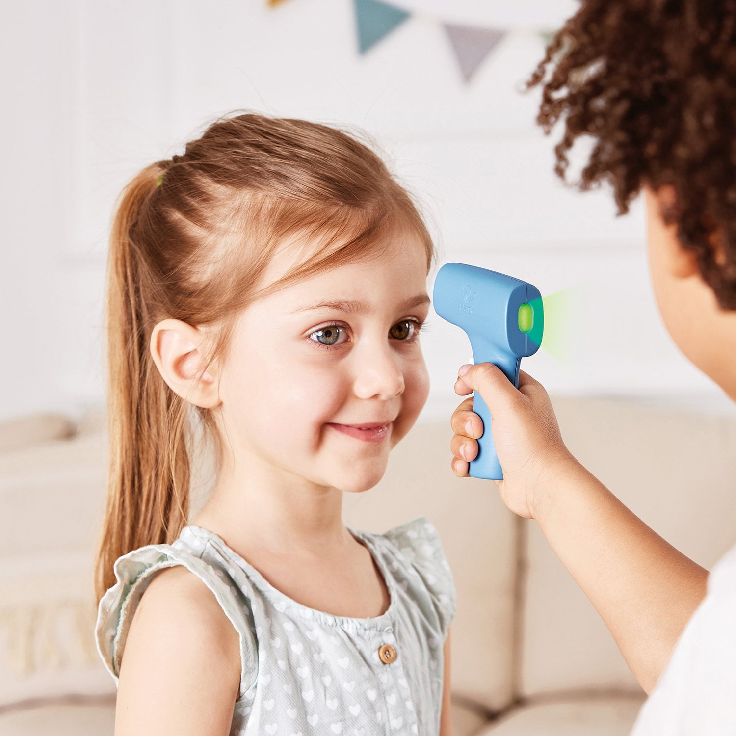 Hape Role Play Little Doctor Playset - Image 6