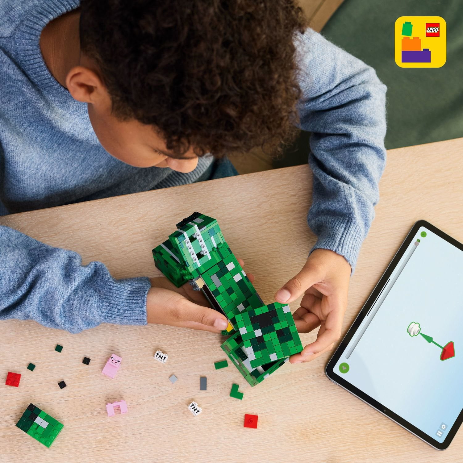 LEGO Minecraft The Creeper Gaming Kids Building Toy, 665 pc. - Image 6